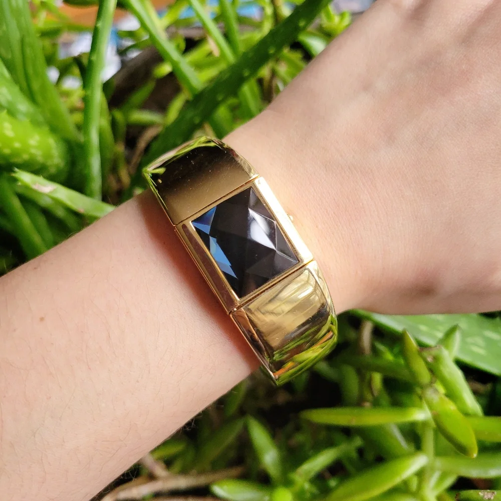 Classic Bejeweled Golden Quartz Watch